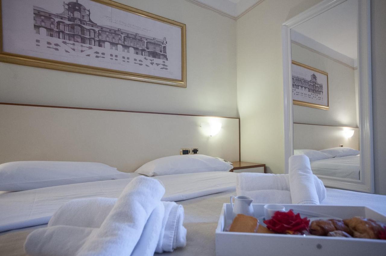 Hotel Caserta Antica Екстер'єр фото